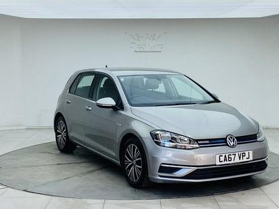 Used VW Golf VII SE 130 HP (95 kW) 2018 Silver Hatchback