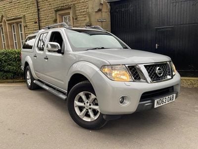 Used Nissan Navara Tekna 190 HP (139 kW) 2013 Silver Pickup