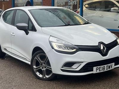 Used Renault Clio IV Dynamique 90 HP (66 kW) 2018 White Hatchback