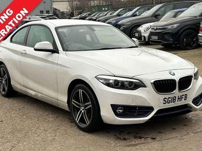 Used BMW 218 Sport Line 136 HP (100 kW) 2018 White Coupe