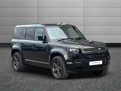 Used Land Rover Defender SE Dynamic 245 HP (180 kW) 2025 Black SUV