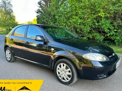 Used Chevrolet Lacetti SE 2010 Black Hatchback