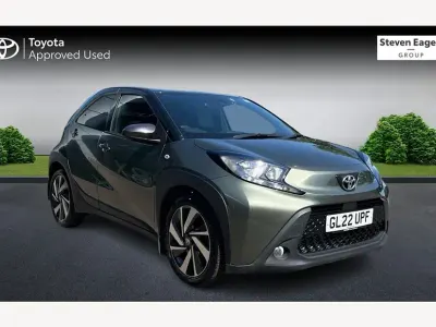 Used Toyota Aygo X 72 HP (52 kW) 2022 Green SUV