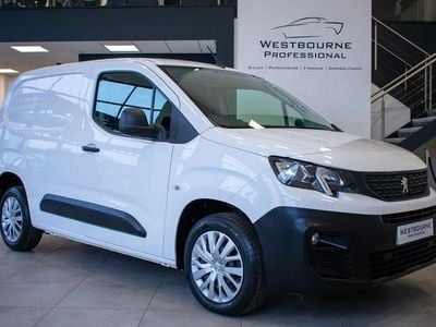 White Used 2019 Peugeot Partner MPV | £8,980 (Fair price)