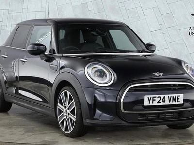Used Mini Cooper Exclusive 136 HP (100 kW) 2024 Black Hatchback