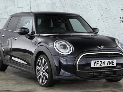 Black Used 2024 Mini Cooper Exclusive Hatchback | £23,376 (Fair price)