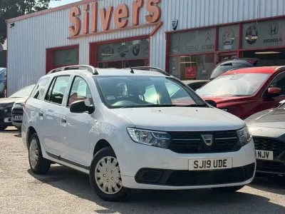 Used Dacia Logan MCV Essentiel 90 HP (66 kW) 2019 White Estate