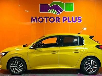 Used Peugeot 208 Allure+ 130 HP (95 kW) 2023 Yellow Hatchback