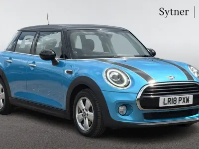 Used Mini Cooper Hatch 134 HP (98 kW) 2018 Blue Hatchback