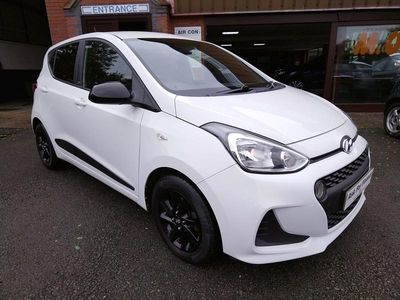 Used Hyundai i10 GO! 66 HP (48 kW) 2018 White Hatchback