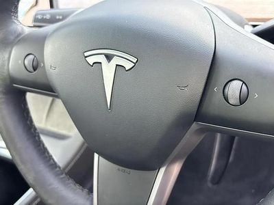Used Tesla Model 3 Long Range AWD 366 kW (498 HP) 2021 White Sedan