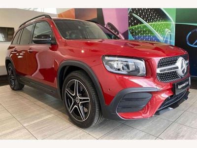 Mercedes GLB220