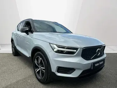 Used Volvo XC40 R-Design 163 HP (119 kW) 2021 Silver SUV