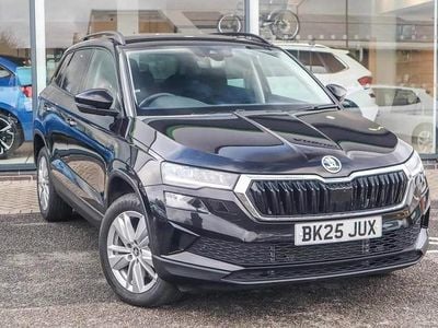 Black magic pearl effect Used 2025 Skoda Karoq SE SUV | £23,070 (Good price)