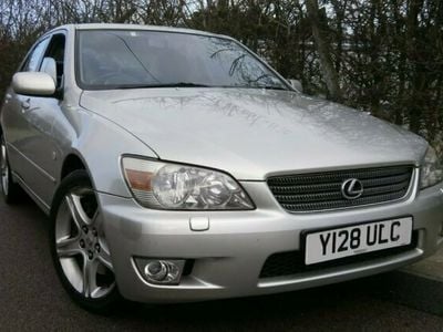 Used Lexus IS200 153 HP (112 kW) 2001 Sedan