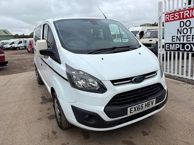 White Used 2015 Ford Transit Custom Trend Van | £3,331 (Fair price)