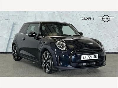 Begagnad Mini Cooper Exclusive 136 HK (100 kW) 2023 Svart Halvkombi