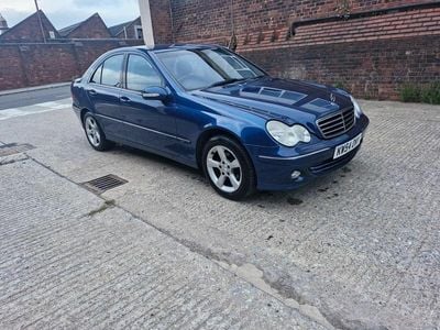 Mercedes C180
