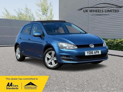 Used VW Golf VII Edition 125 HP (91 kW) 2016 Blue Hatchback