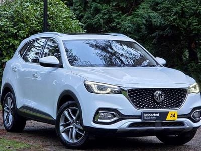 White Used 2022 MG HS Exclusive SUV | £16,350 (Fair price)