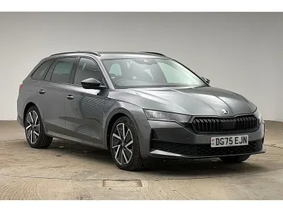 Usado Skoda Octavia SportLine 147 CV (108 kW) 2025 Gris Familiar