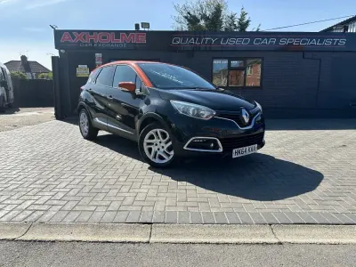 Used Renault Captur Dynamique 90 HP (66 kW) 2015 Black/orange SUV