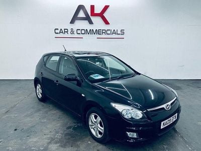 Used Hyundai i30 Comfort 108 HP (79 kW) 2009 Black Hatchback