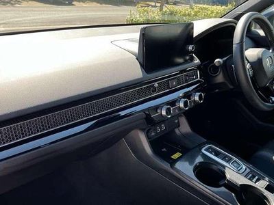 Begagnad Honda Civic Sport 143 HK (105 kW) 2025 Svart Halvkombi