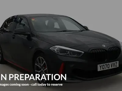 Begagnad BMW 128 Comfort Edition 265 HK (194 kW) 2020 Svart Halvkombi