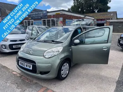 Used Citroën C1 VTR Sport 68 HP (50 kW) 2010 Green Hatchback