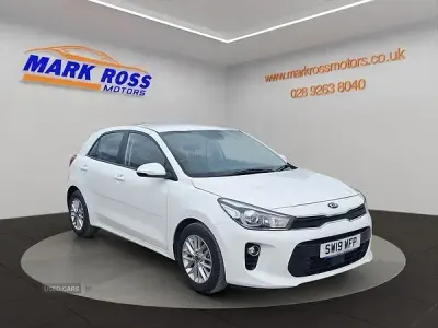 Used Kia Rio 84 HP (61 kW) 2019 White Hatchback