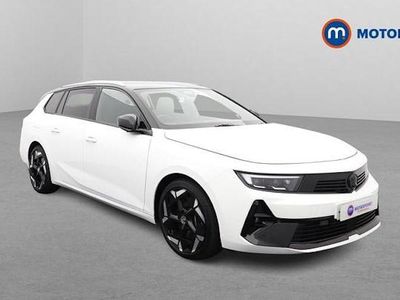 Used Vauxhall Astra GSe 224 HP (164 kW) 2023 White Estate