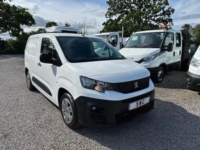 White Used 2020 Peugeot Partner MPV | £8,995 (Fair price)