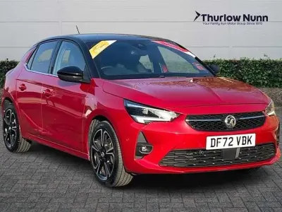 Używany Vauxhall Corsa Ultimate 100 KM (73 kW) 2023 Czerwony Hatchback