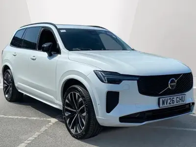 Neu Volvo XC90 Ultra 250 PS (183 kW) 2025 SUV