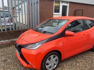 Used Toyota Aygo X-play 69 HP (50 kW) 2015 Orange Hatchback