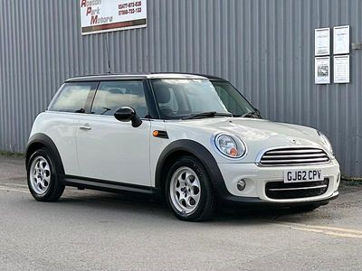 Used Mini Cooper D Hatch 2012 White Hatchback