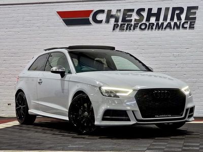 Used Audi S3 Sportback Comfort 306 HP (225 kW) 2017 White Hatchback
