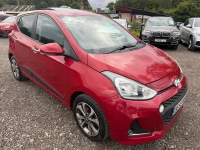 Used Hyundai i10 Premium SE 2018 Red Hatchback