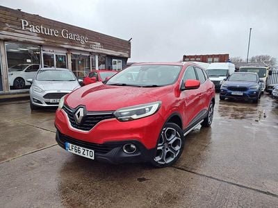 Used Renault Kadjar Dynamique 130 HP (95 kW) 2016 Red SUV