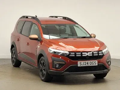 Used Dacia Jogger Extreme 109 HP (80 kW) 2024 Brown MPV