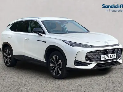 Used MG HS Trophy 170 HP (125 kW) 2024 Metallic  white pearl SUV