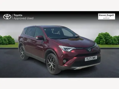 Used Toyota RAV4 197 HP (144 kW) 2017 Red SUV