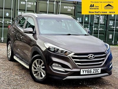 Used Hyundai Tucson SE 185 HP (136 kW) 2017 Grey SUV