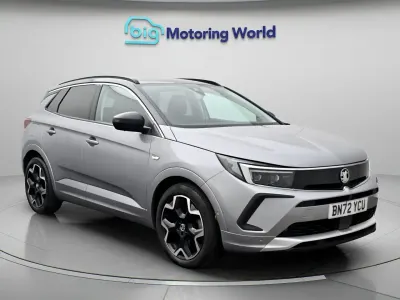 Used Vauxhall Grandland X Elite 225 HP (165 kW) 2022 Grey SUV