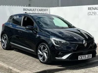 Used Renault Clio RS Line 90 HP (66 kW) 2023 Metallic  diamond black  Hatchback