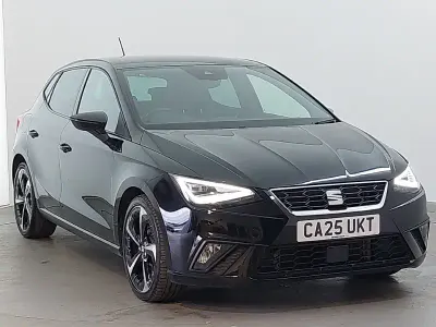 Begagnad Seat Ibiza FR Sport 115 HK (84 kW) 2025 Svart Halvkombi