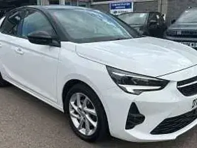 Used Vauxhall Corsa SRi 100 HP (73 kW) 2020 White Hatchback