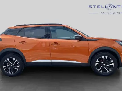 Used Peugeot 2008 Allure+ 101 HP (74 kW) 2023 Orange SUV
