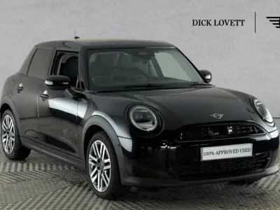 Used Mini Cooper S Hatch 201 HP (147 kW) 2024 Black Hatchback